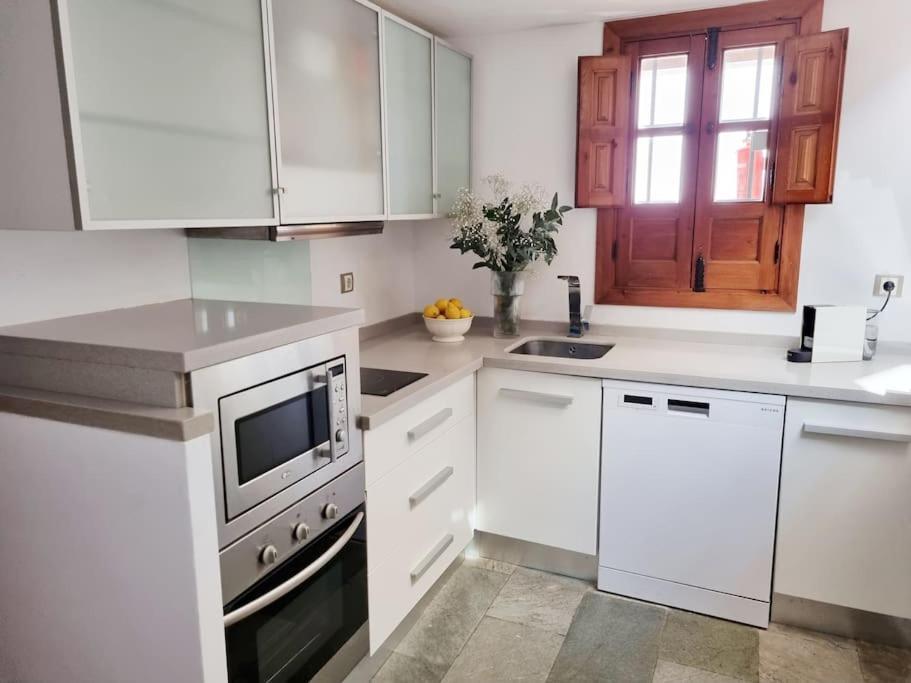 Loft & Private Rooftop With Bbq Σεβίλλη Εξωτερικό φωτογραφία